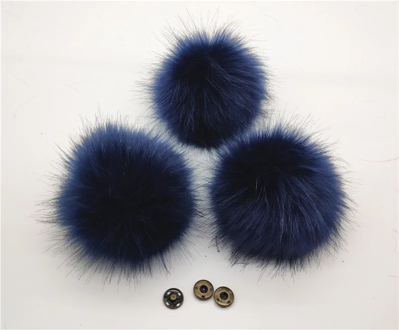 Large 16CM Faux Raccoon Fur Pompoms for Hats Pack 12pcs 6inch Faux Fur  Pompoms with Press Button 15Colors