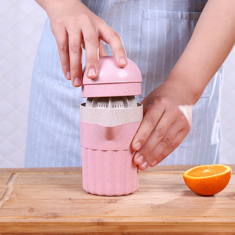 

Portable Blender Straw Manual Juice Presser Plastic Mini Juice Presser Lemon Fruit Extractor Orange Presser Household Juice Cup
