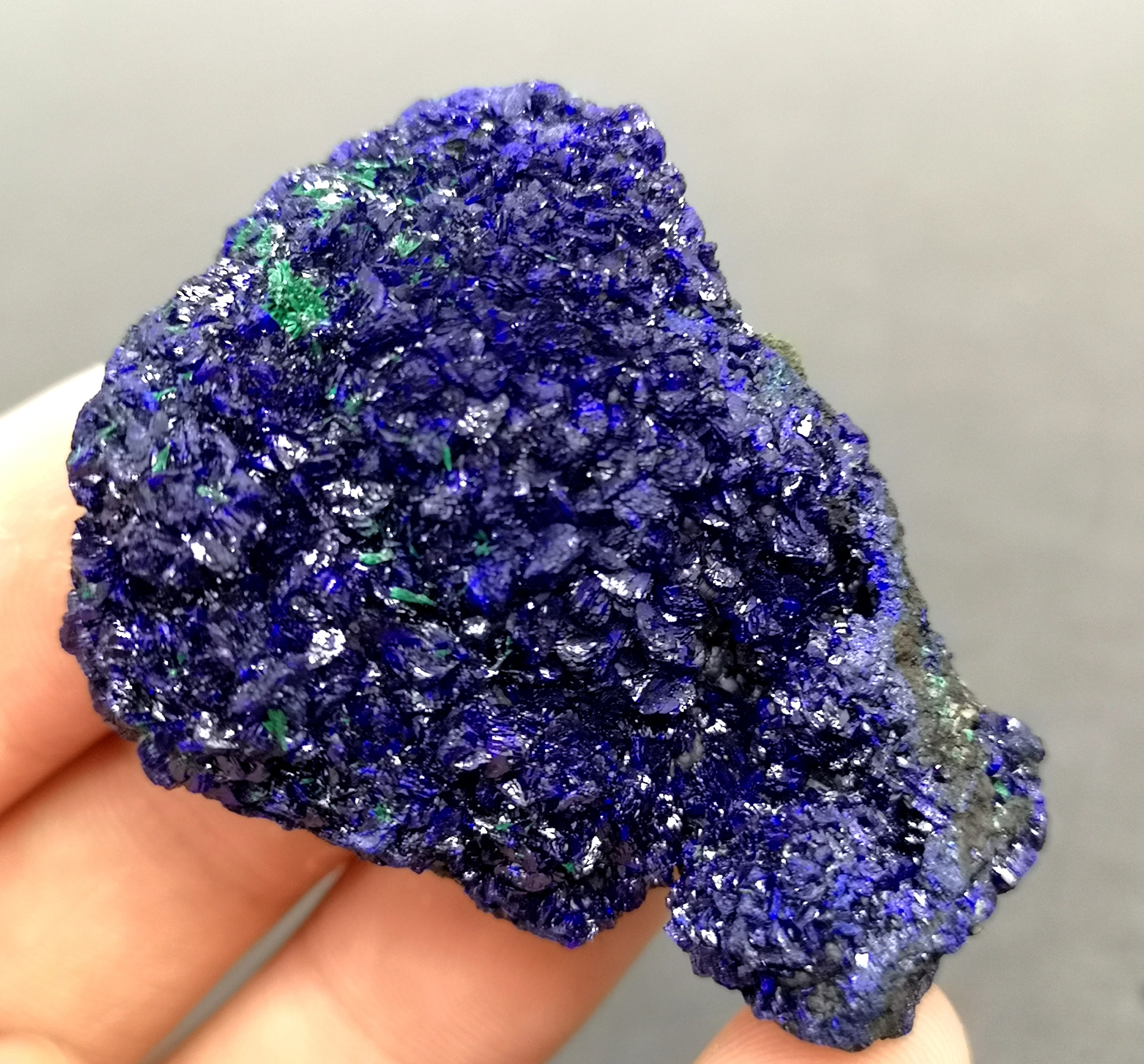

27g Natural shiny azurite and malachite symbiotic mineral crystal specimens Stones and crystals from China
