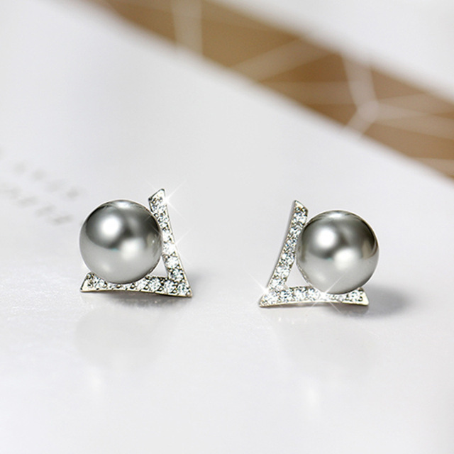 Sweet Hollow Round Imitation Peals Hanging Earrings For Women Trendy Temperament Earrings Wedding Jewelry Girl Gift