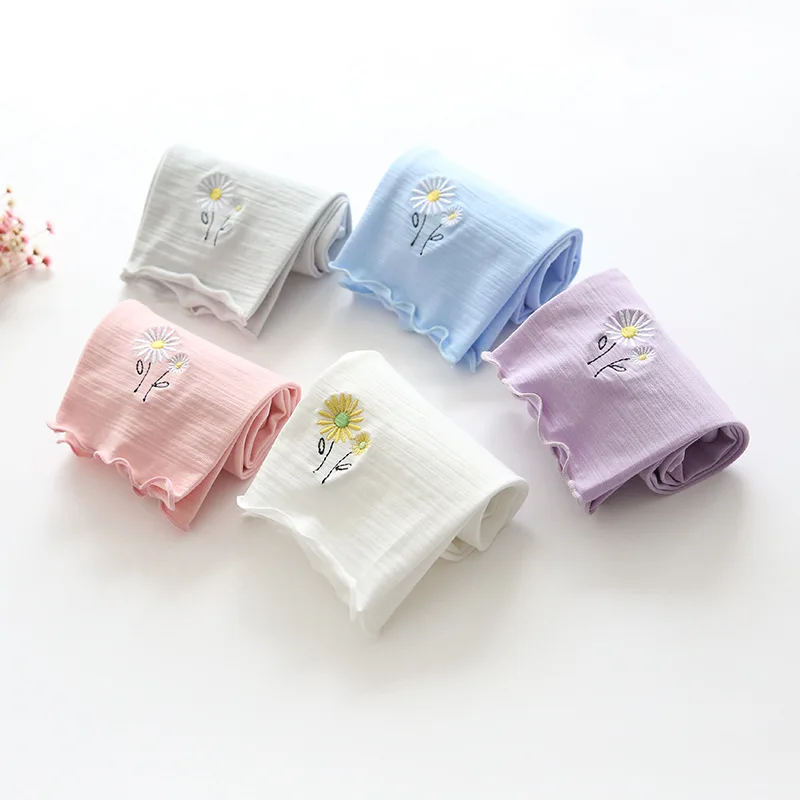 

2019 Summer New Style Girls CHILDREN'S Leggings Short Leggings Small Flower Embroidered