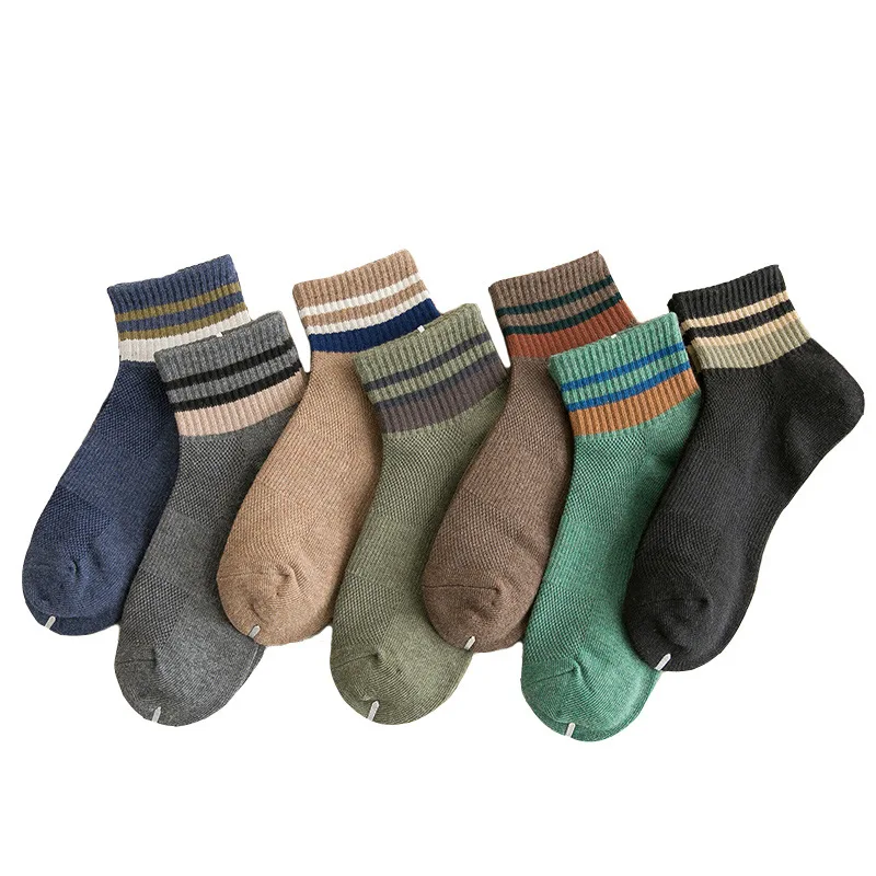 

New Products For Autumn And Winter, Warmth, Personality Stitching, Casual All-match Cotton Men's Socks