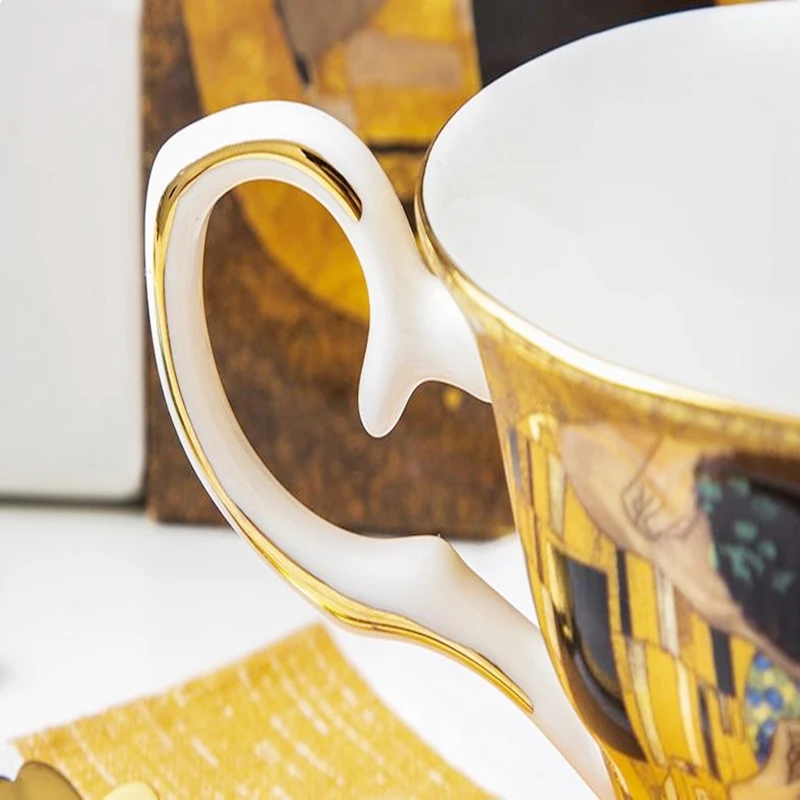 Костяной фарфор кофейная чашка и блюдце набор Европейская креативная картина маслом Поцелуй домашняя картина маслом Поцелуй домашний послеобеденный чайный набор personali