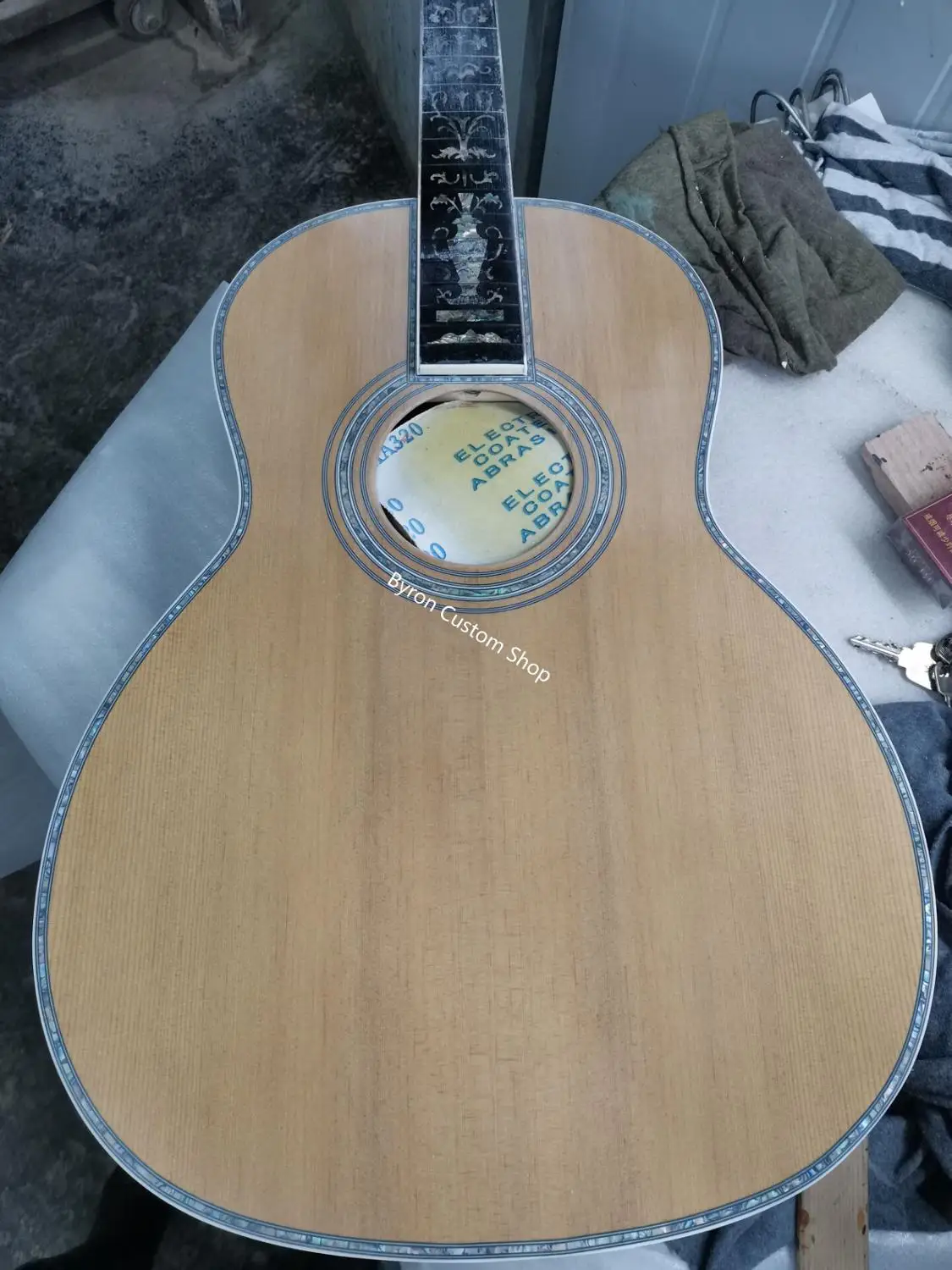 free shipping solid wood customized guitar DIY Custom Guitarra handmade OOO Acoustic Guitars cedar China Guittarras | Спорт и