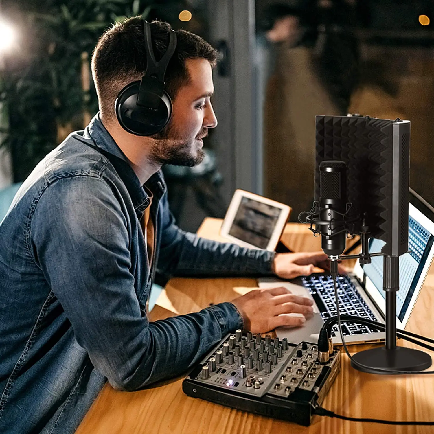 

Набор изоляционных щит для микрофона, компактный изоляционный щит для микрофона с настольной подставкой для микрофона, звукопоглощающий Поролоновый отражатель для микрофона