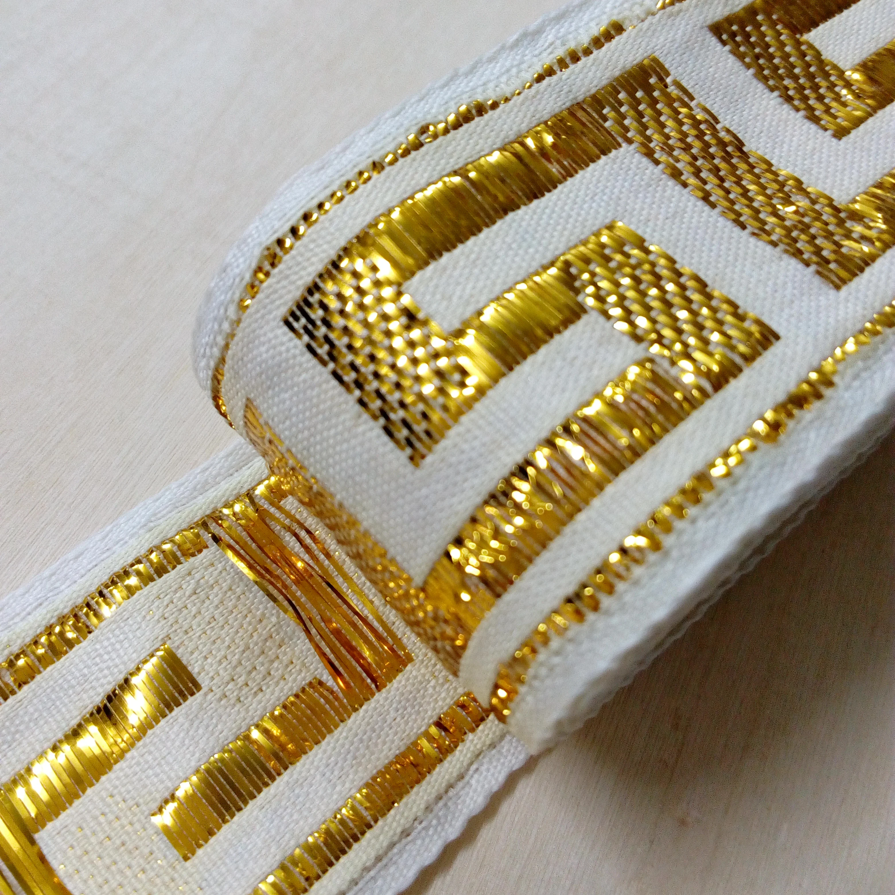 4.5cm 45mm 1-7/8' Classic White Gold Filigree Ethnic Curtain Greek Key National Jacquard Ribbon Border Embroidery Woven Webbing Silk Satin Ribbons