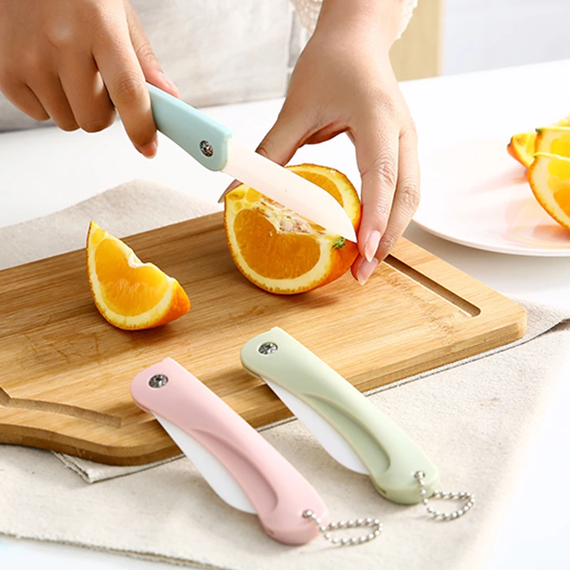 

1pcs Gags Practical Jokes Ceramic Knife Pocket Folding Cutting Knife Fruit Paring Ceramic Colourful ABS Handle Kitchen Gadget
