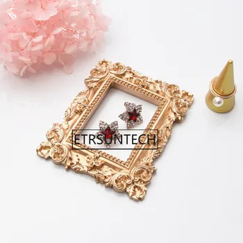 

20pcs Retro Copper Color Resin Mini Photo Frame Vintage Goden Small Jewelry Positioning Frame Jewelry Display Props
