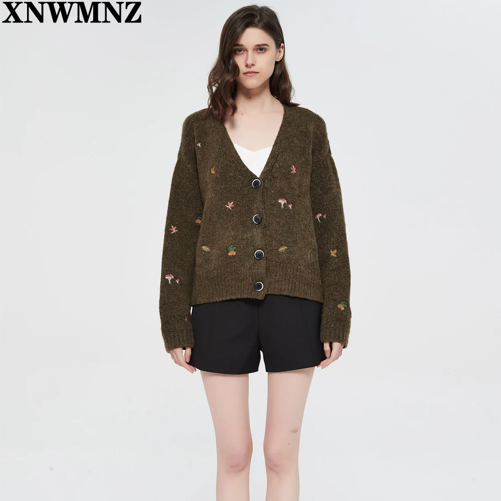 Xnwmnz Women Vintage Knit Cardigan With Embroidery Long Sleeves Vneck