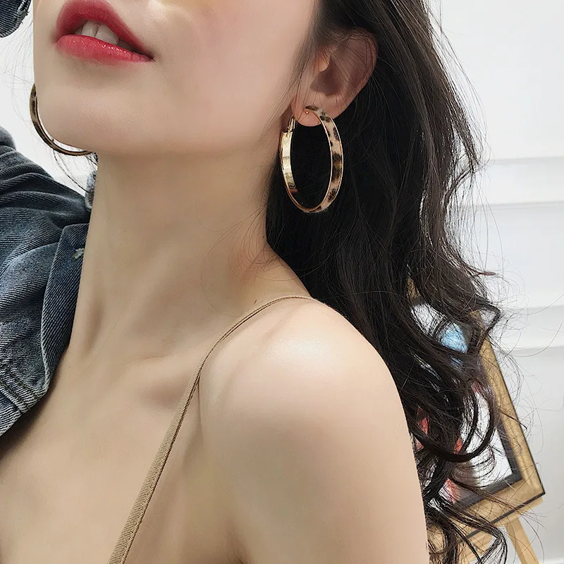 

gold color round drop earrings for women shiny smooth clear simple design charm dangle earring fashion jewelry