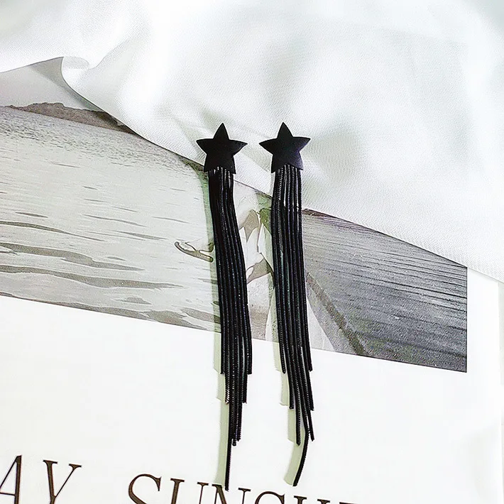 Корея новые элегантные черные звезды змея цепи кисточкой длинное эффектное Висячие серьги для женщин модные ювелирные изделия Висячие серьги Femme