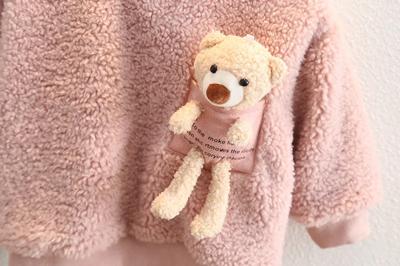 Baby clothes autumn and winter children's suit boys and girls plus velvet thick clothing cartoon lamb velvet warm two-piece suit baby clothing set essentials