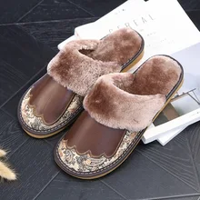 Новинка года; теплые хлопковые тапочки с принтом; сезон осень-зима; Пара моделей; кожаные домашние тапочки на нескользящей подошве; мужская обувь