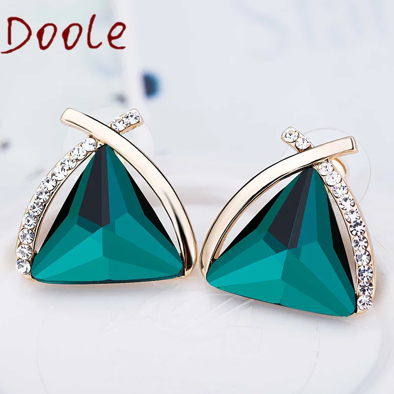 

2020 Fashion Jewelry Cubic Zirconia Geometric Triangle Crystal Stud Earrings Luxury Gifts for Women