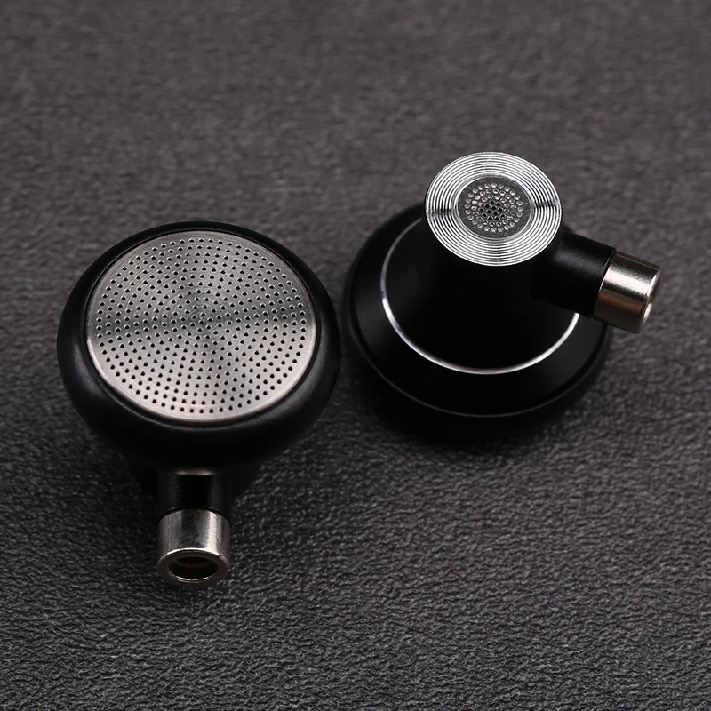 Рисунок 4 - Металлическая Проводная гарнитура с чистым звуком