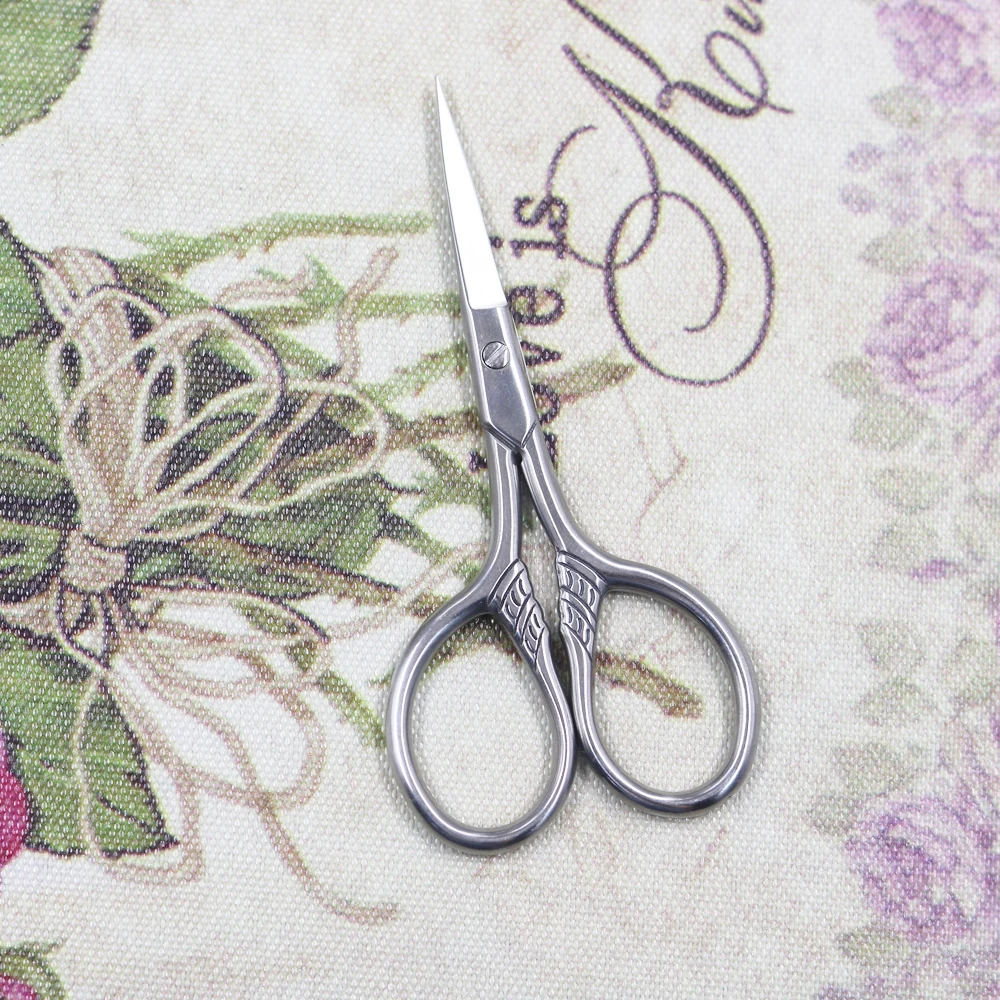 1PC Classic Vintage Embroidery Scissor DIY Cross Stitch Vintage Dressmaker Shears Stainless Steel Nail Art Scissor Sewing Tools