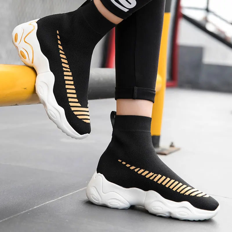 Рисунок 4 - Женские высокие дышащие кроссовки MWY