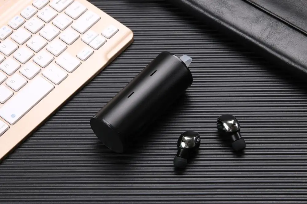 Беспроводные наушники bluetooth 5,0 mini In-Ear bluetooth наушники tws19 - Цвет: Черный