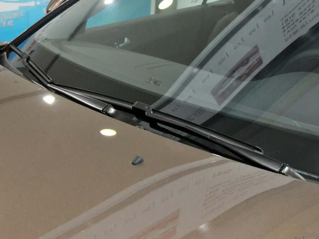 Набор подлинный OEM передние щетки стеклоочистителя для 2007-2011 Volvo V50 Полная серия