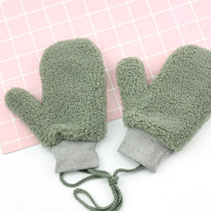 Green Женские милые однотонные вязаные рукавицы из кораллового флиса без пальцев, зимние женские толстые теплые перчатки из плюша J3 - Цвет: Green