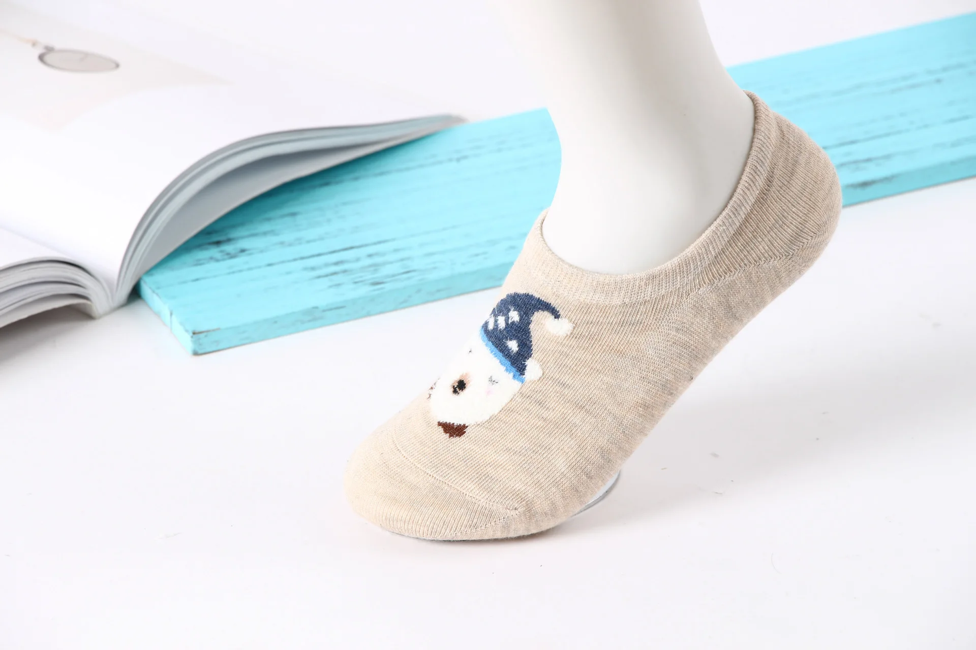 Spring And Summer New Style Japanese-style Cute Cartoon Cotton Women’s Boat Socks Silica Gel Anti-slip Hidden Socks WOMEN'S