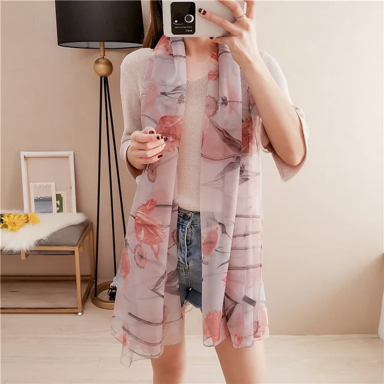 

J1143The latest color design, silk fabrics soft and smooth, flexible and eye-catching but not publicized sense of magnificence