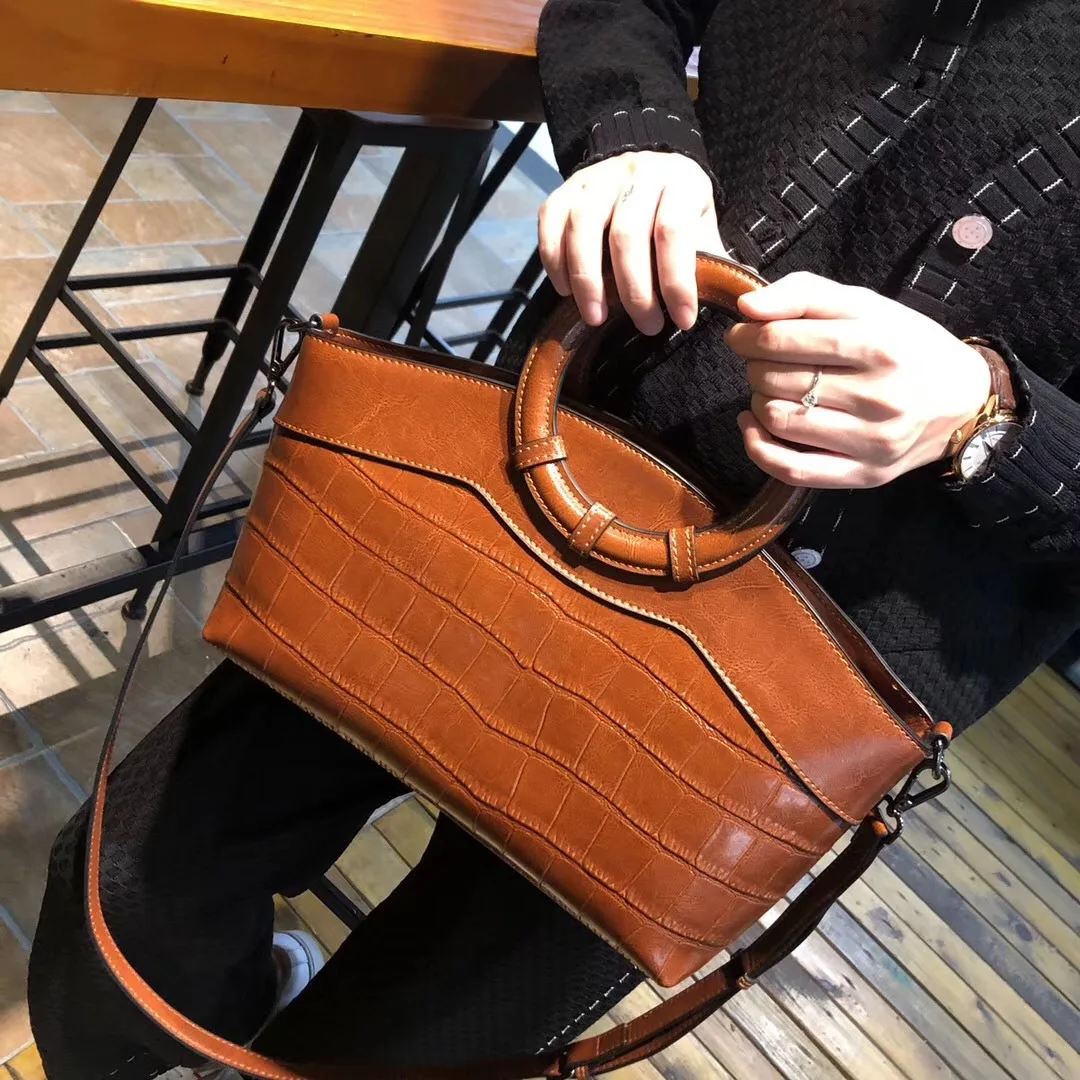 

Mom Bag Women's 2019 New Style Middle-aged Glorious Genuine Leather Crossbody Bag Retro Elegant Goddess Portable Bag