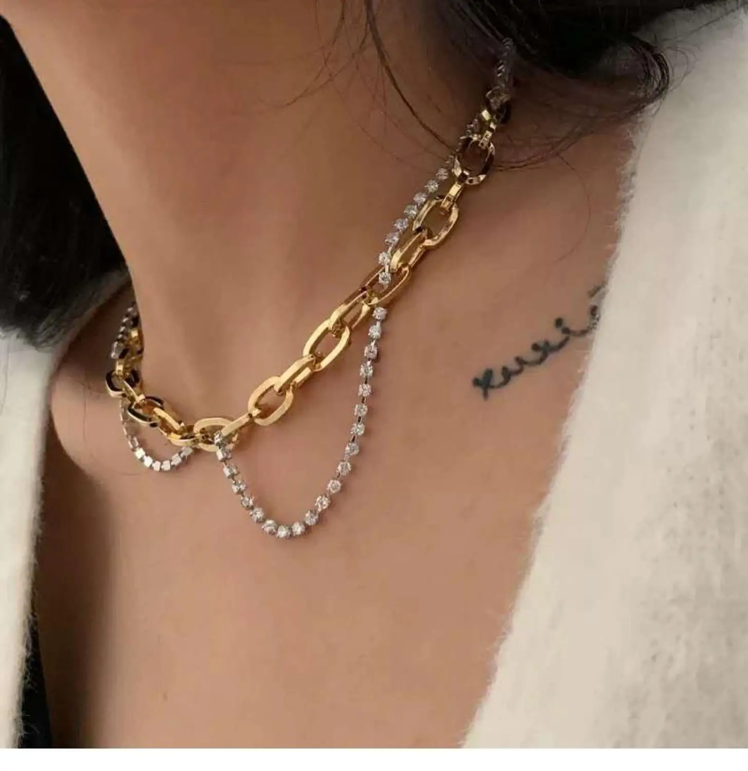 Fox cat's eye zircon gold women's titanium steel necklace, Women's Fashion,  Jewelry & Organisers, Necklaces on Carousell