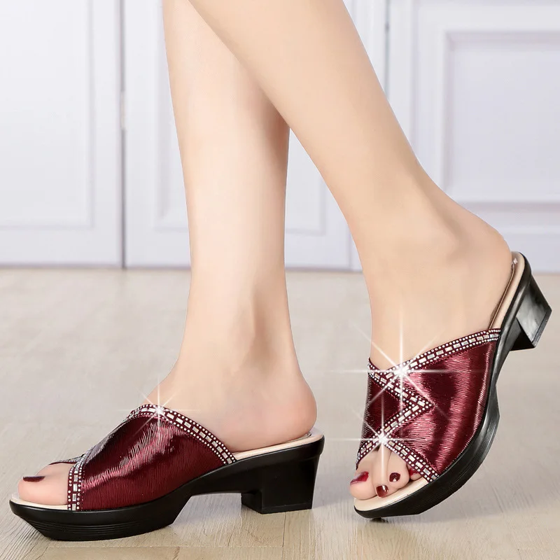 

Sandals Female Summer 2018 New Style Fashion Outer Wear Versatile Semi-high Heeled Chunky-Heel Sandals Man-made Diamond Thick Bo