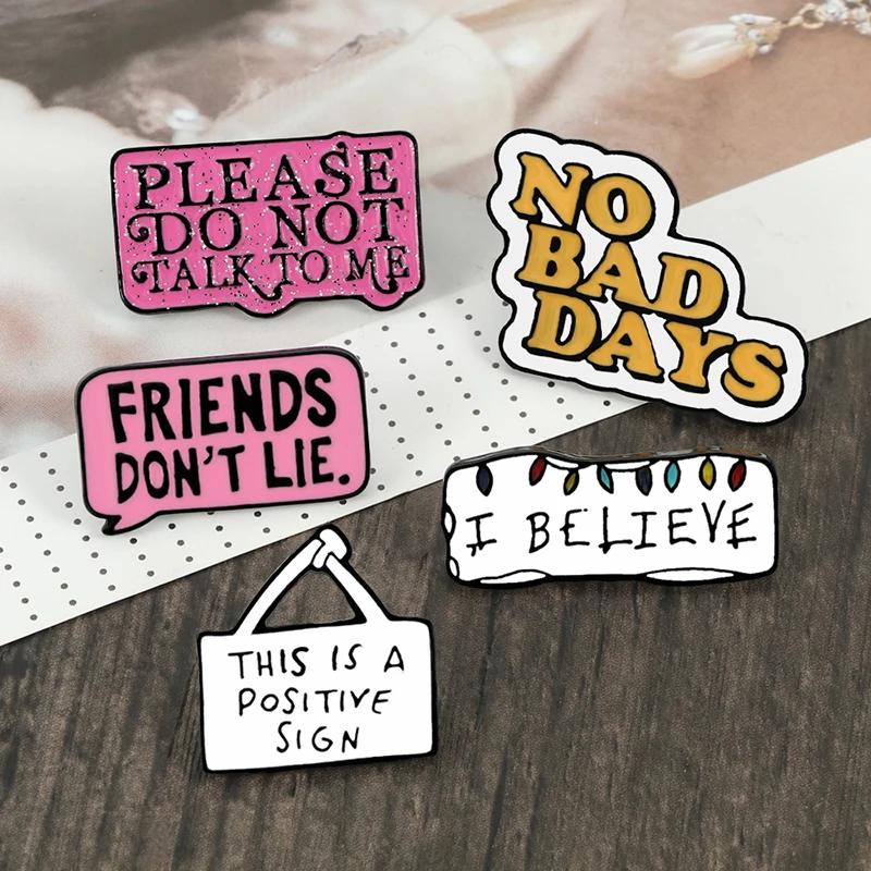 2-7pcs/set Funny Enamel Brooch Cartoon Cat Pink Game Console Car Earth Pins Cute Pills Band-Aid Letter Sign Lapel Badges Jewelry - Image 2