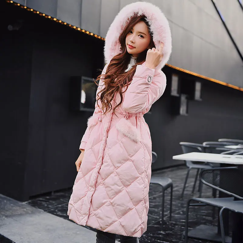 

Dabuwawa Long Women 90% Duck Down Parkas Warm Fur Collar Hooded Female Winter Padded Coat Ladies Outerwear Jackets D18DDW050