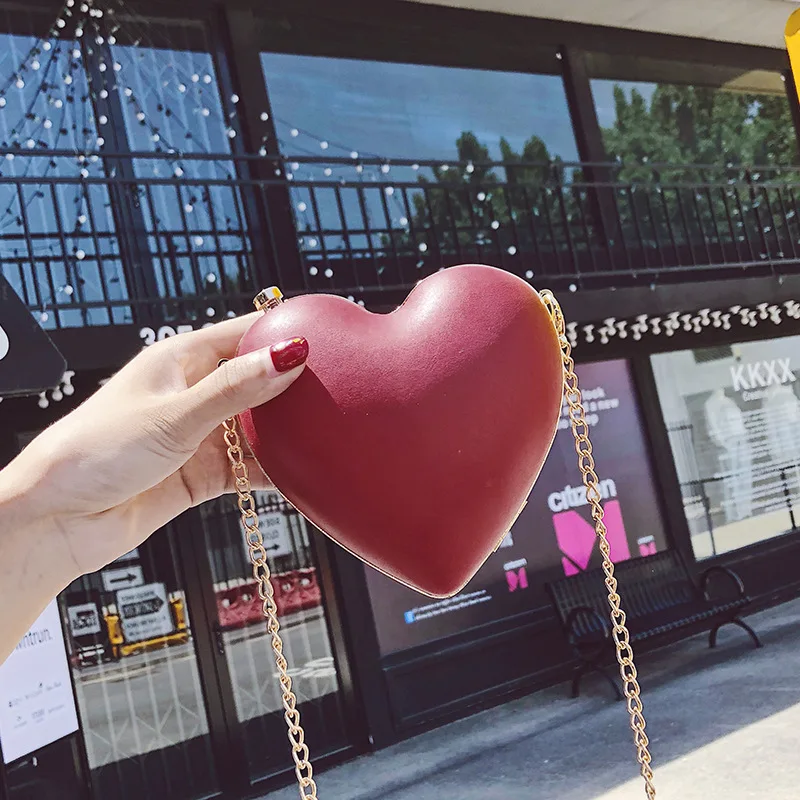 

Fashion Chains Red Heats Shape Women Shouder Bags Designer Box Messenger Bag Luxury Pu Clip Crossbody Bags Lady Small Purse 2019
