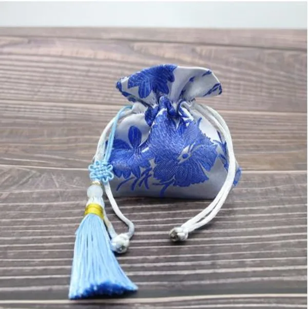 10pcs-mini-fine-chinese-knot-sachet-silk-brocade-jewellery-packaging-pouches-drawstring-satin-cloth-gift-bags-with-lined