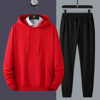 

The new fall 2020 hoodie is a handsome suit for men, black, yellow and blue, with two pieces of black and trousersM-5XL