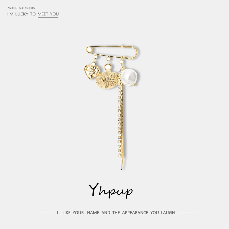 Yhpup Trendy Copper Charm Metal Shell Tassel Brooches Imitation Pearls Round Portrait Zirconia Exquisite Brooch Pins for Women