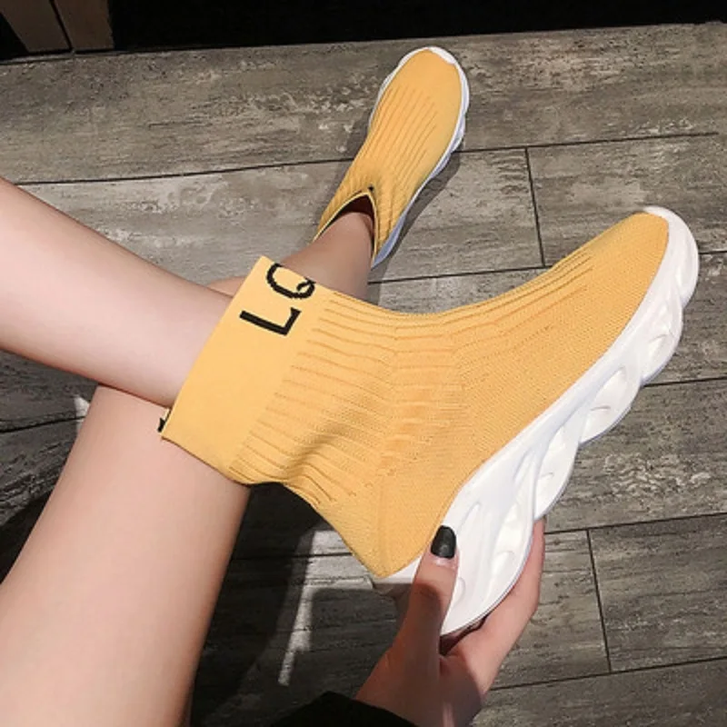 

New hot women's elastic stockings trend wild comfortable flying woven women's shoes lightweight running shoes