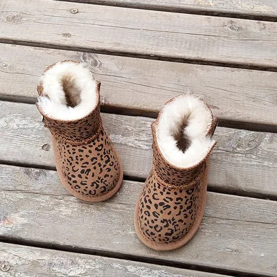 Leopard grain Зимние ботинки для маленьких девочек, зимние ботинки для мальчика, теплые ботинки из овечьей кожи и меха для детей, водонепроницаемые ботинки для новорожденных, Детская нескользящая обувь - Цвет: Leopard grain