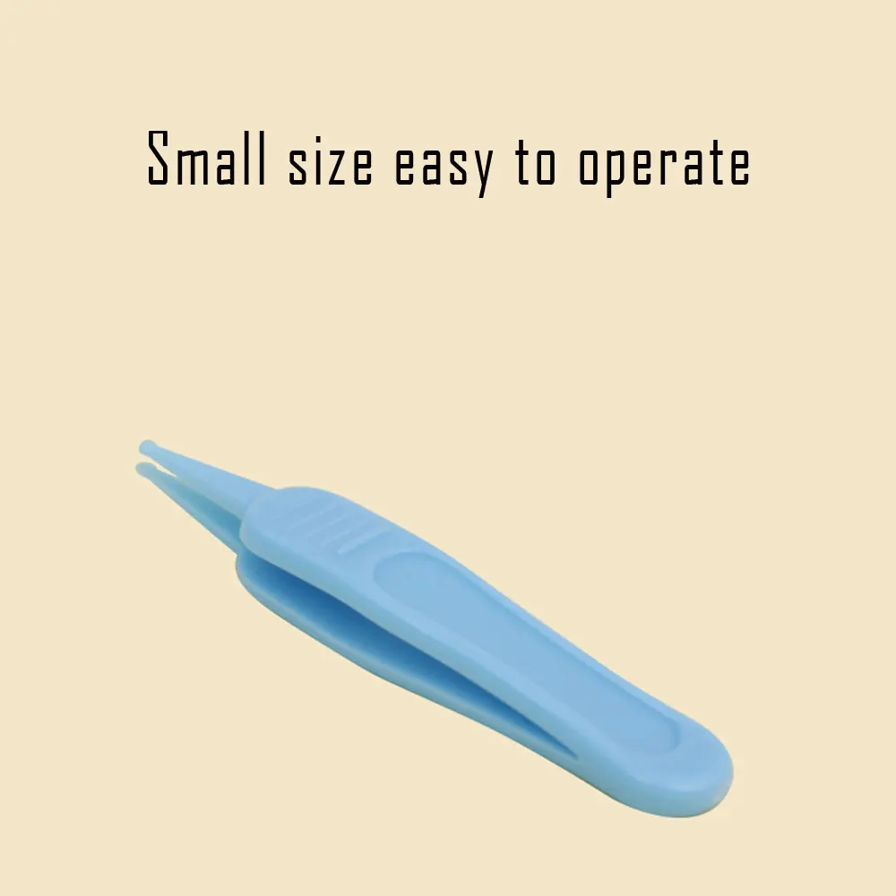 

1PCS Baby Nose Cleaner Tweezers Baby Daily Care Clip Infants Clean Ear Nose Navel Visible Safety Tweezers Plastic Cleaner Clip