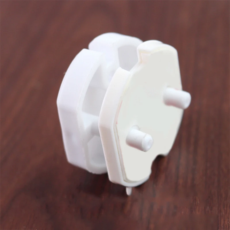 1pcs EU Power Socket Electrical Outlet Baby Kids Child Safety Guard Protection Anti Electric Shock Plugs Protector Rotate Cover