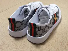 Zapatos mujer estudiantes blancos, primavera y verano, novedad de verano, abejas xiu xian, zapatillas de deporte para mujer, zapatos de diseñador para mujer, 2020