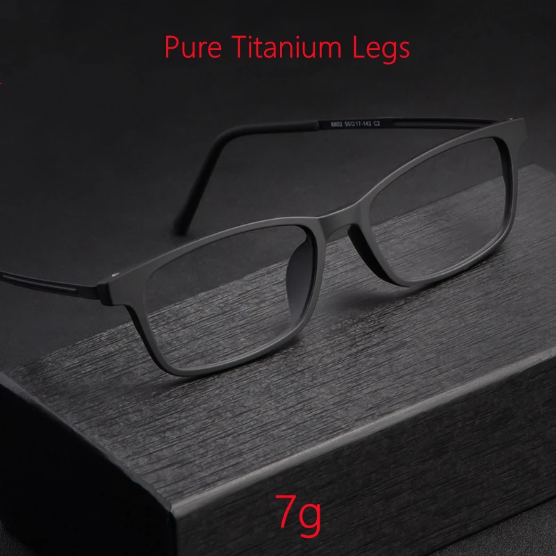 Yimaruili ultraleichte bequeme reine Titan tr90 kleine Rahmen Myopie Brillen quadratische optische Brille Rahmen Männer und Frauen