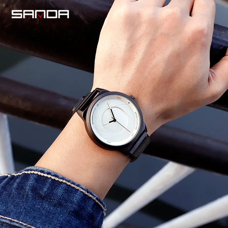 

SANDA Men's Ladies' Watch Waterproof Fashion Models Couples Creative Concept Optical Phantom Mesh Belt Magnet Quartz Watch Men's