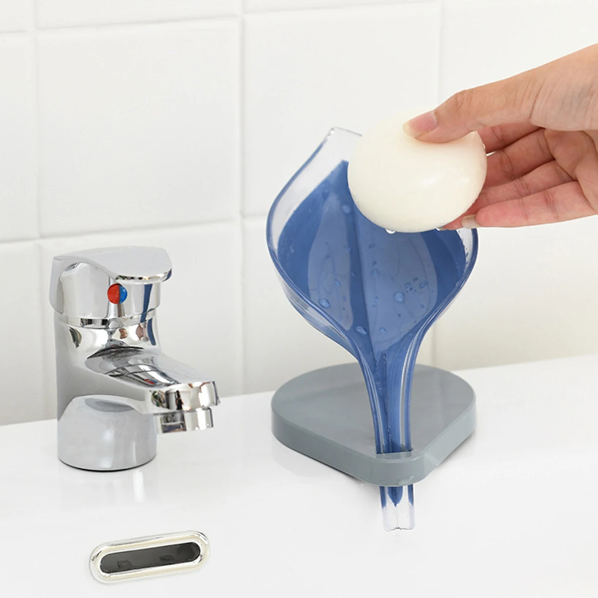 Soap Holder Leaf Shape Cleaning Brush Stand Sink Sponge Cleaning Brush Drain Box Suction Cup Soap Drying Rack Bathroom Supplies Soap Holder Leaf Shape Cleaning Brush Stand Sink Sponge Cleaning Brush Drain Box Suction Cup Soap Drying Rack Bathroom Supplies