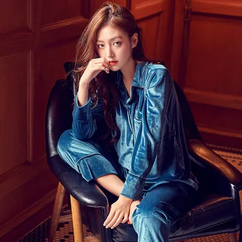 

2020 Hot Sale Winter Pajamas Set Woman Warm Sleepwear Deep Gold Velvet Pajamas Sleepwear Long Sleeves Pants 2 Peices Nightwear