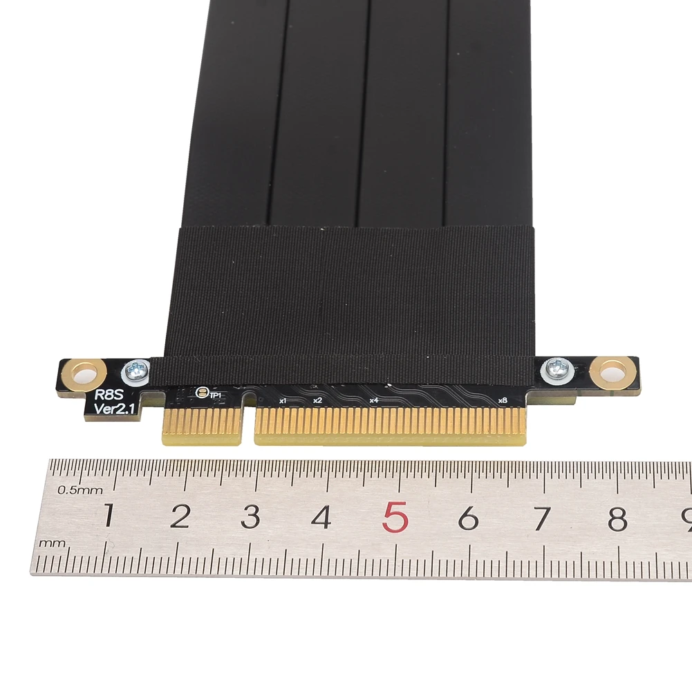 LINKUP - 20cm PCIe 3.0 16x Cavo Riser Super Schermato ad Alta Velocità Scheda Estensione Flessibile 2020 Rev┃64GB/s Ultranzati GPU PCI Express Cable Alta Velocità┃Presa Dritta┃Compatibile TT-RossoNero