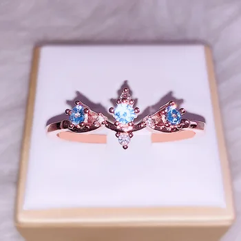 

Unique Small Crown Three Blue Zircon Rings Personality Simple Jewelry Ladies Party Dinner Jewelry Fashion Exquisite Gift