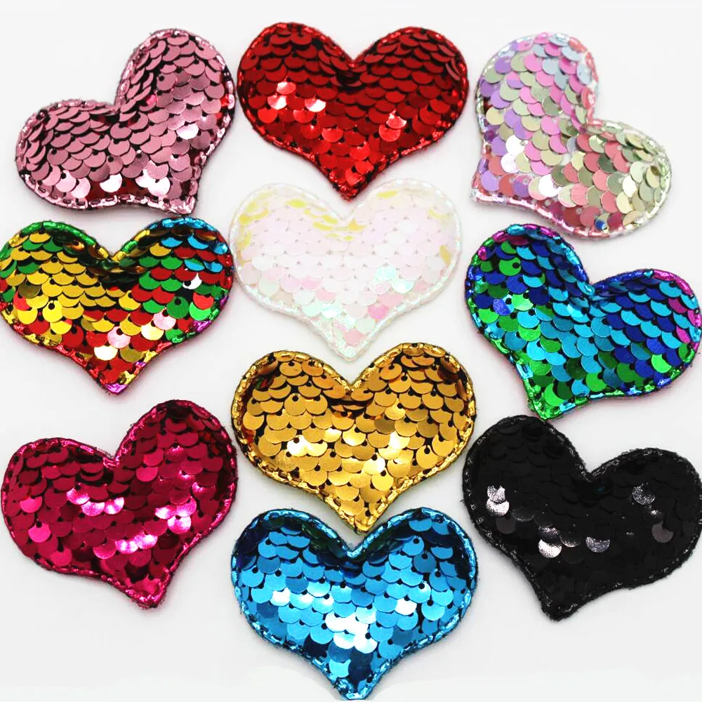 

20PCS 5.5mmx 4.4mm multicolor reversible sequined heart patch hairpin sparkles DIY crafts decoration mixed cloth paste