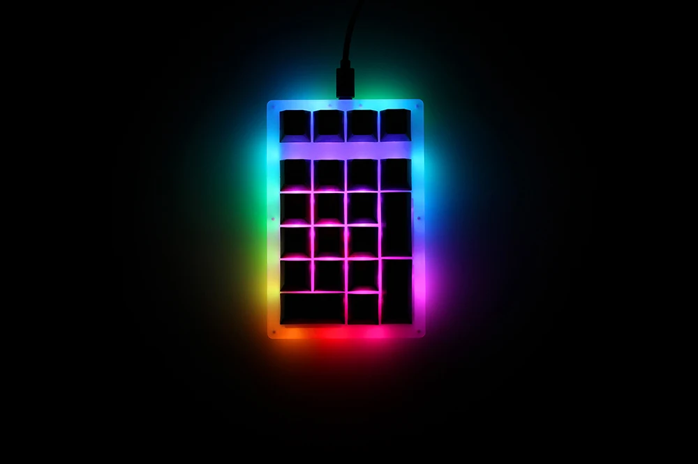 21 teclas, 20% Numpad, PCB Case, Hot
