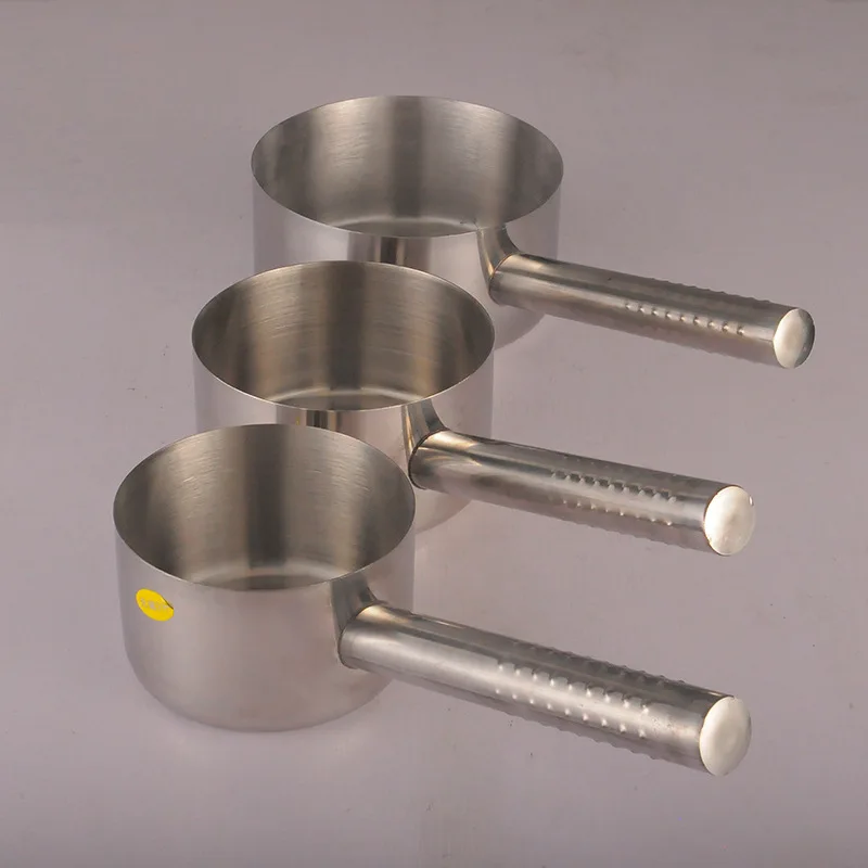 

Manufacturers Direct Selling Non Magnetic Thick Stainless Steel Bailer Household Kitchen Flat Bailer Large Size Water Scooping S