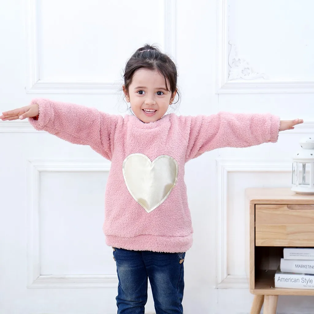 Модный детский зимний свитер для девочек; Лидер продаж; удобный теплый свитер с длинными рукавами; пуловер с принтом в виде сердечек; топы; одежда